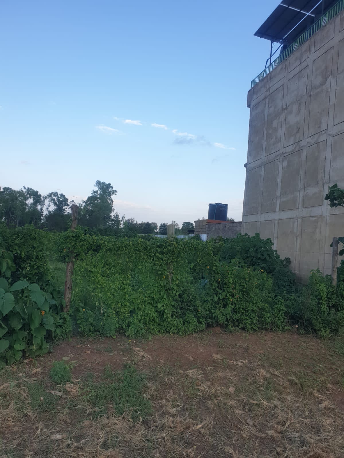 PRIME 1.9 ACRES FOR SALE ALONG KENOL-MAKUYU-SAGANA-MARUA DUAL CARRIAGE 20M (DISTRESS SALE & MIXED USE)