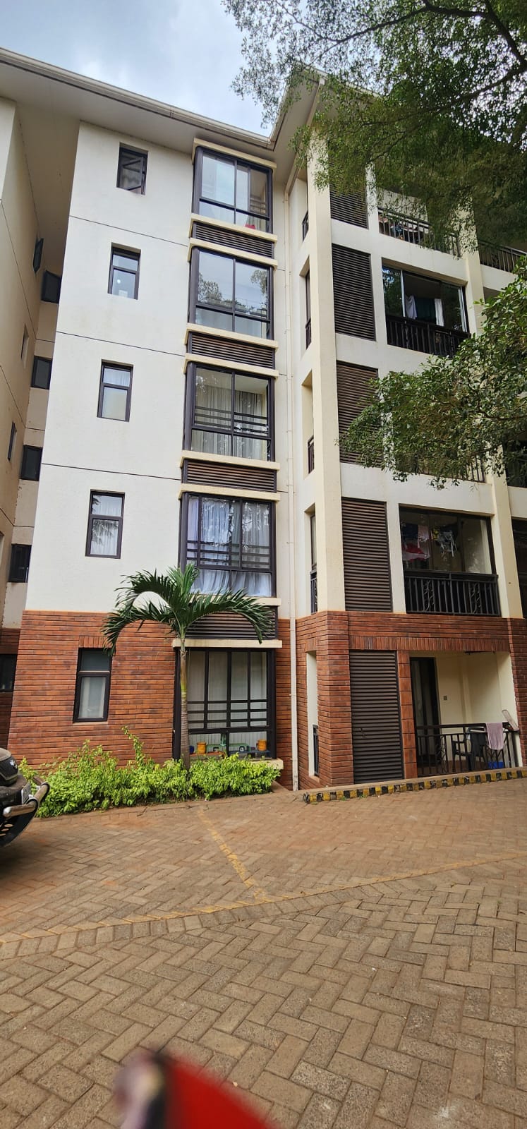 PRIME AND SPACIOUS 2, 3 & 4 BEDROOM APARTMENTS FOR SALE OFF THIKA ROAD FROM 7.5M