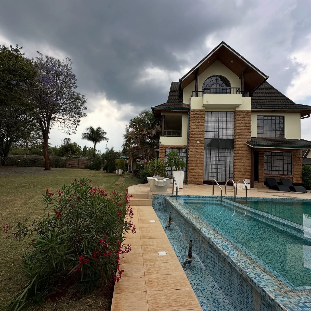 Elegant 4-Bedroom Maisonette – A Perfect Family Home